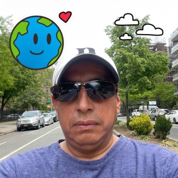 Profile Picture of Carlos Lazo (@carloslazo381) on Poshmark