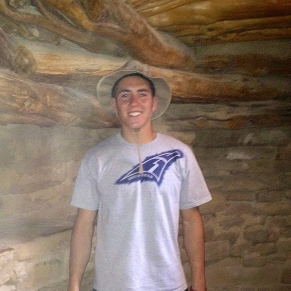 Profile Picture of G.j. Camisa (@gfcamisa) on Poshmark