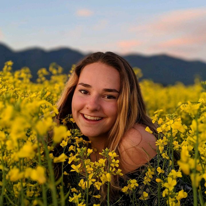 Profile Picture of Amber Reiner (@areiner2000) on Tiktok
