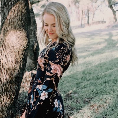 Profile Picture of Brooke Snyder (@brookiesnyder33) on Twitter