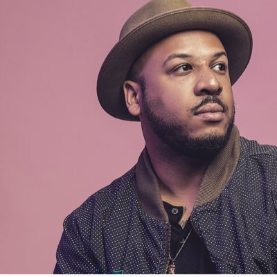 Profile Picture of Robert Leroy Hodge (@thehodgeshow) on Twitter