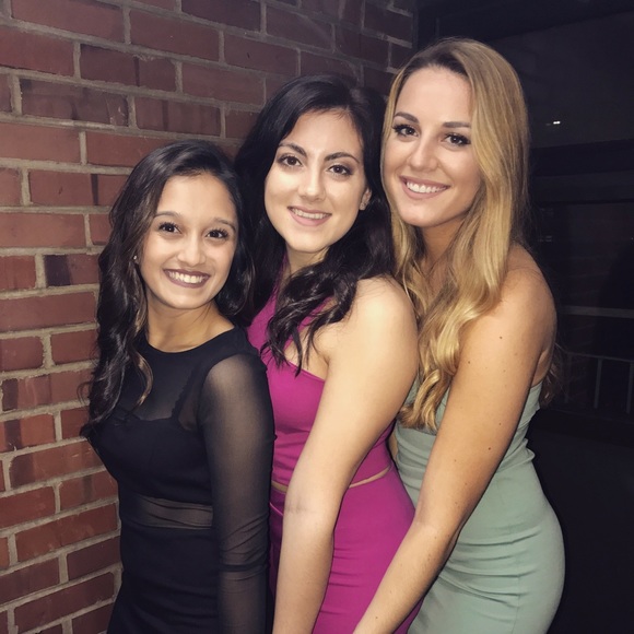 Profile Picture of Jordan Degulis (@jordandegulis) on Poshmark