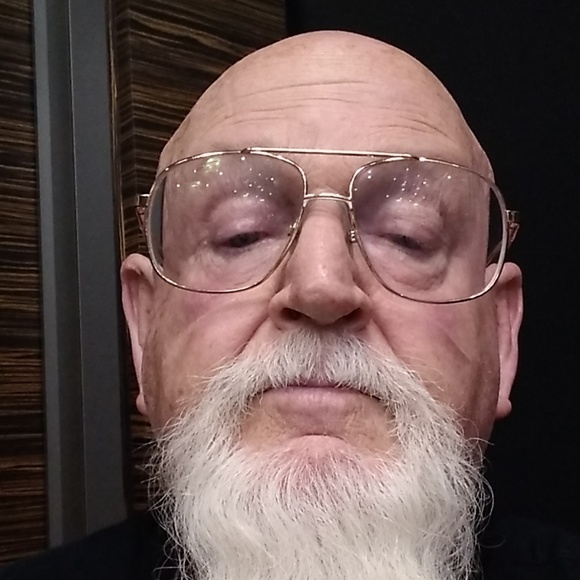 Profile Picture of Michael Spelman (@theloner1972) on Poshmark