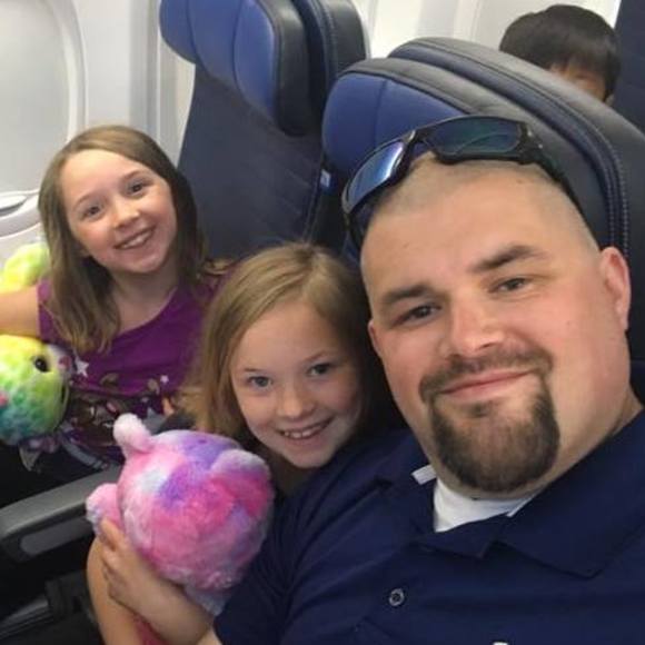 Profile Picture of Richard Yow (@richyownc) on Poshmark