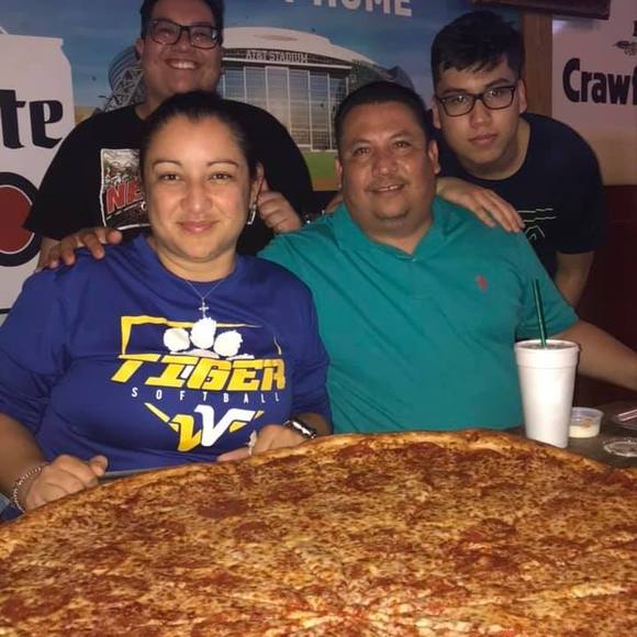 Profile Picture of Greg Fuentes (@luzval04) on Poshmark