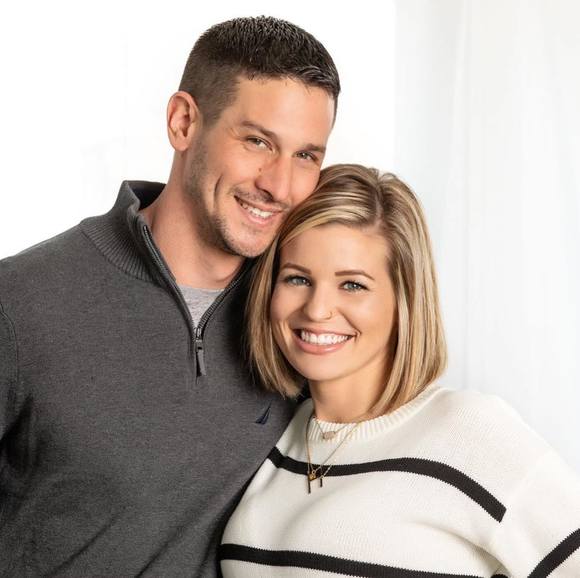 Profile Picture of Haley Huddleston (@huddleston1211) on Poshmark