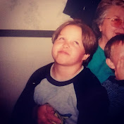 Profile Picture of Micah Simon (@PocketSizedOwlHikari) on Youtube