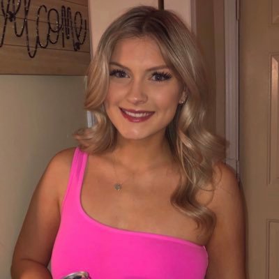Profile Picture of Allison Dunlop (@AllisonEM203) on Twitter