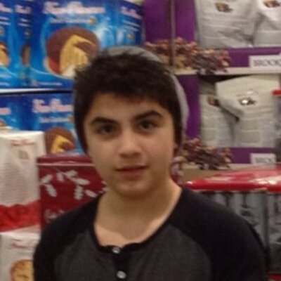 Profile Picture of Andrew Lamoureux (@Kript0p) on Twitter
