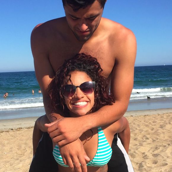 Profile Picture of Essah Chisholm (@dowdyea) on Poshmark