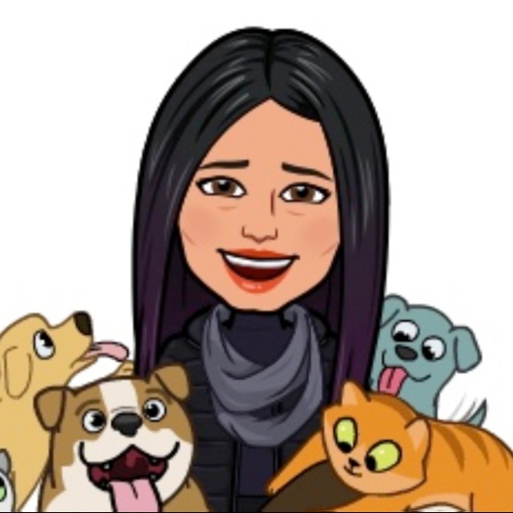 Juliana Dahlin - Poshmark Profile Picture of Juliana Dahlin (@jbdahlin) on Poshmark