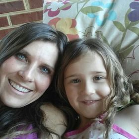Profile Picture of Stacy Mccombs (@slzeiter) on Pinterest