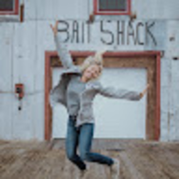 Profile Picture of Cami Smalley-risano (@camicolorado77) on Poshmark