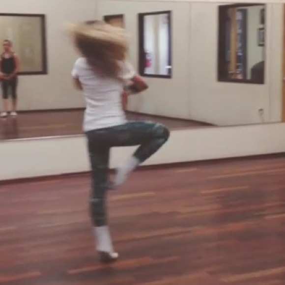 Profile Picture of Cassidy Thompson (@cassidy137) on Poshmark