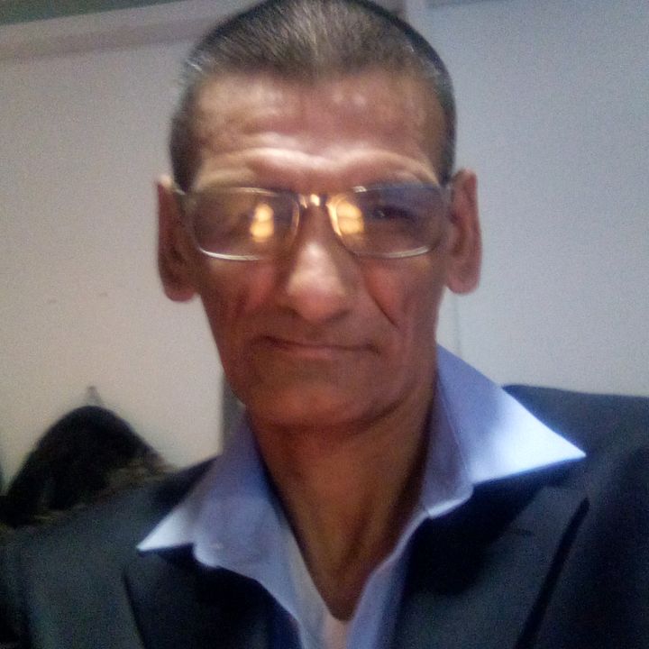 Profile Picture of wayneloyie7 (@wayneloyie7) on Tiktok