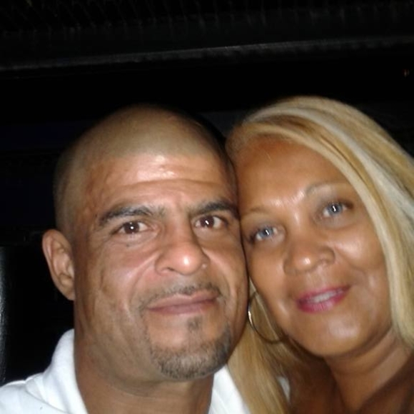 Profile Picture of Jenny Onativia (@jennyonativia) on Poshmark