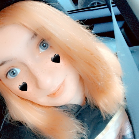 Profile Picture of Mary beth Lair (@mlair121917) on Poshmark