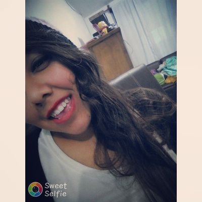 Profile Picture of Daniela Trejo (@DanixDanny15) on Twitter