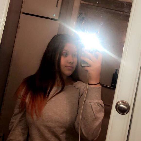 Profile Picture of Ivy Neidert (@ivyneidert) on Poshmark