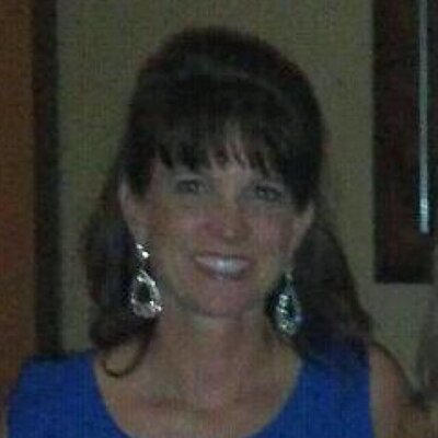 Profile Picture of Deborah Foster (@debbien925) on Twitter