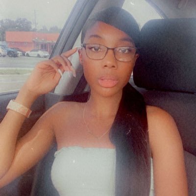 Profile Picture of Nene Boo (@NenoKelly) on Twitter