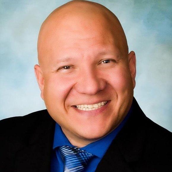 Profile Picture of Edward Mckinney (@edwardmckinney) on Poshmark