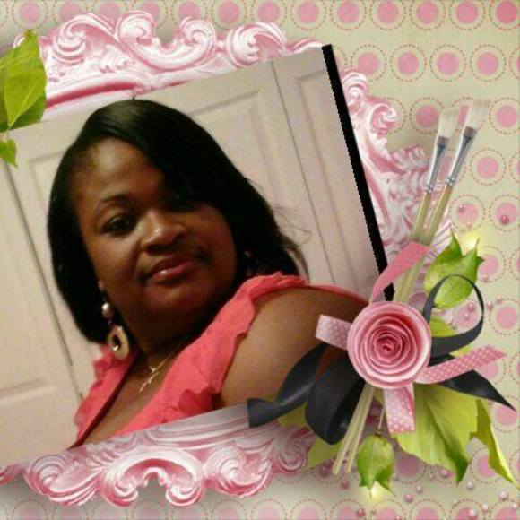 Profile Picture of Djenane Alexandre (@aldje505) on Poshmark