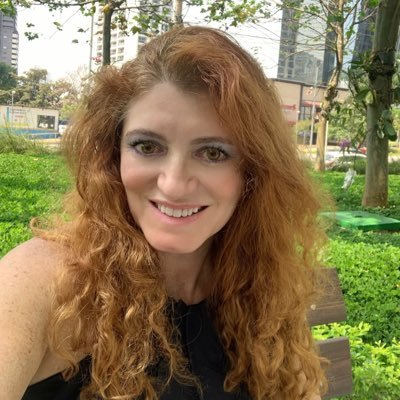 Profile Picture of Valeria Cristina Peterossi Farias (@PeterossiFarias) on Twitter