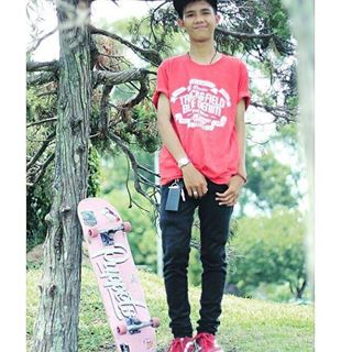 Profile Picture of Larkin Peterson (@larkin.peterson.5) on Facebook