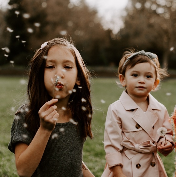 Profile Picture of August Enderlin (@ace86104) on Poshmark