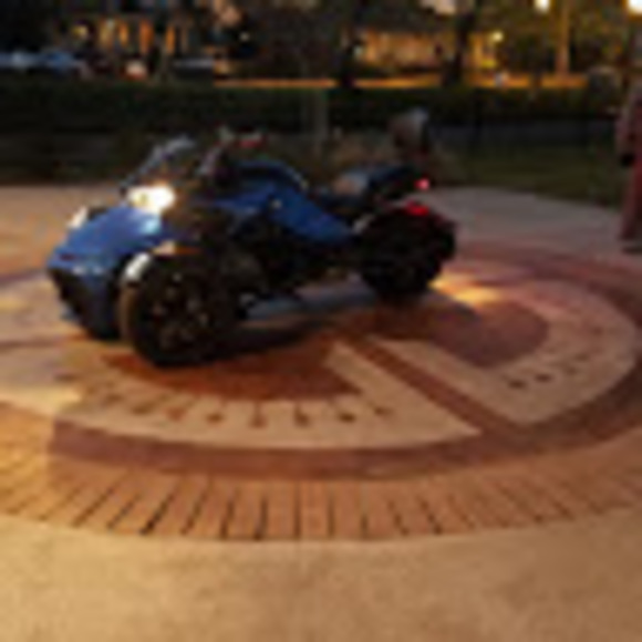 Tramier Harrison - Poshmark Profile Picture of Tramier Harrison (@trainh) on Poshmark