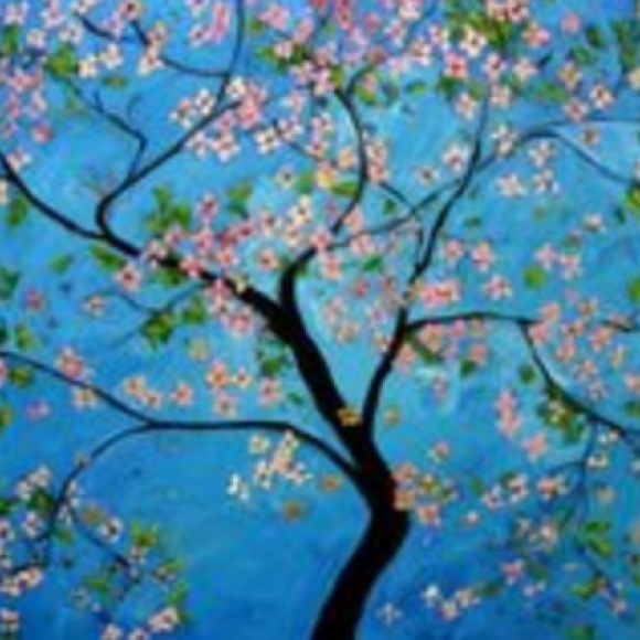 Profile Picture of Hannabeth Magnussen (@hannab43) on Poshmark