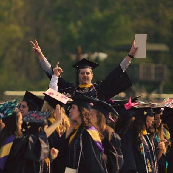 Profile Picture of Connor Dolan (@hphogger1) on Poshmark