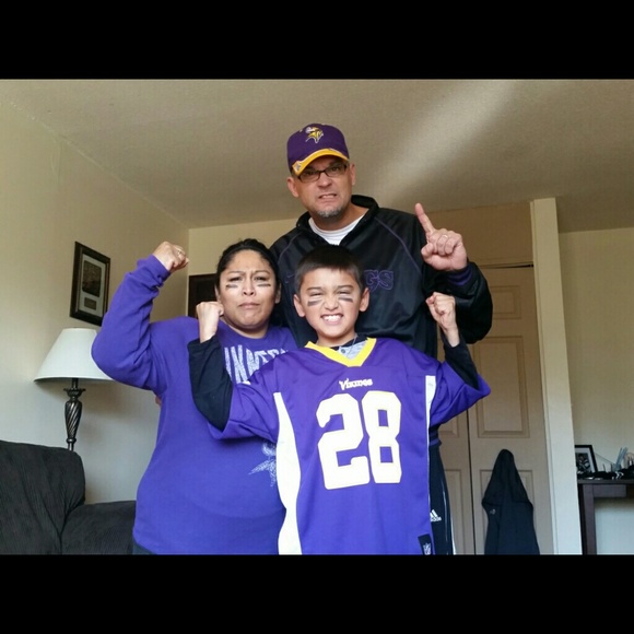 Profile Picture of Fabiola Widing (@fabby1973) on Poshmark