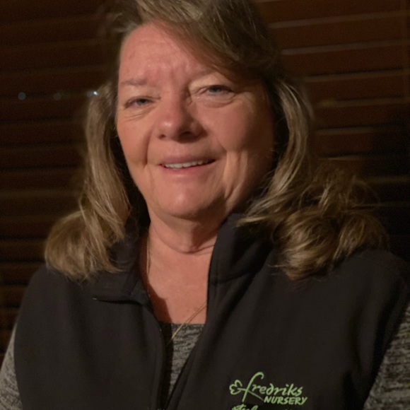 Profile Picture of Janet Curry (@janet_curry) on Poshmark