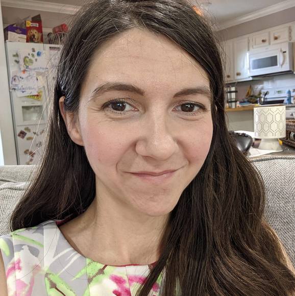 Profile Picture of Rosie Fitzgerrel (@rosiefitzgerrel) on Poshmark