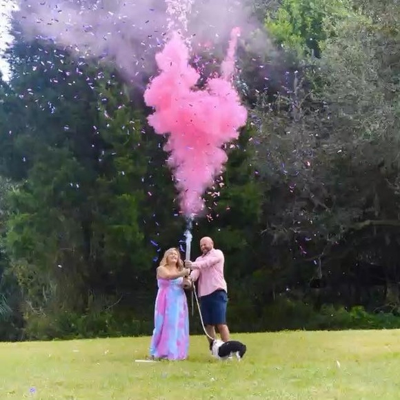 Profile Picture of Sally Bakalyar (@sallylauren22) on Poshmark