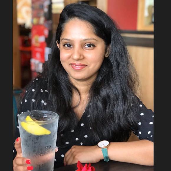 Profile Picture of Harni Patel (@harnipatel) on Poshmark