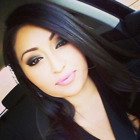 Profile Picture of Anna Oganyan (@annieoganie) on Pinterest