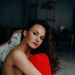 Profile Picture of 🍂Elizaveta🍂 (@elisabethday) on Instagram