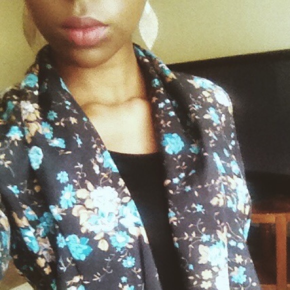 Laurita Ciceron - Poshmark Profile Picture of Laurita Ciceron (@blvck_xciv) on Poshmark