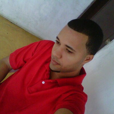 Profile Picture of Richard Holguin (@richard24k) on Twitter