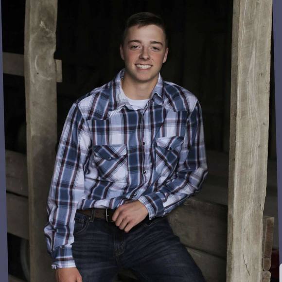 Profile Picture of Jacob Libel (@jacoblibel) on Poshmark