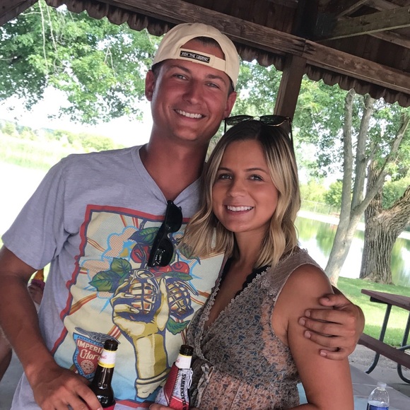 Profile Picture of Ashley Wirkus (@ashmarieee92) on Poshmark