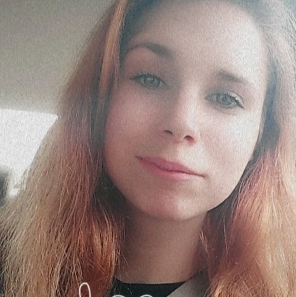 Profile Picture of Donna Pace (@navpace) on Poshmark