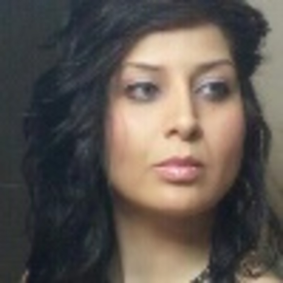 Profile Picture of Sanaz Sahmadi (@sanazahmadi) on Poshmark