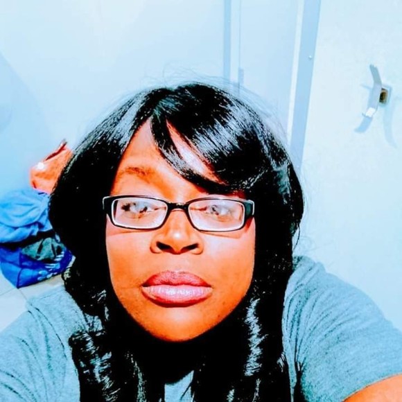 Profile Picture of Cheleta Branch (@tassymae) on Poshmark