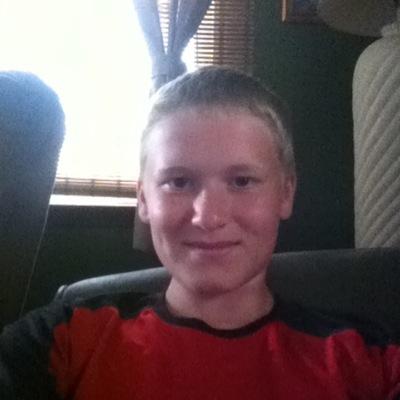 Profile Picture of Robbie McClain (@mcclain_robbie) on Twitter