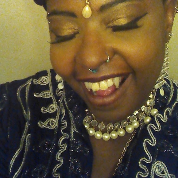 Profile Picture of Mamajag Rekab (@mamajag7) on Poshmark