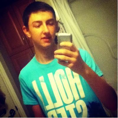 Profile Picture of Robert Yarrow (@RsLPerK) on Twitter